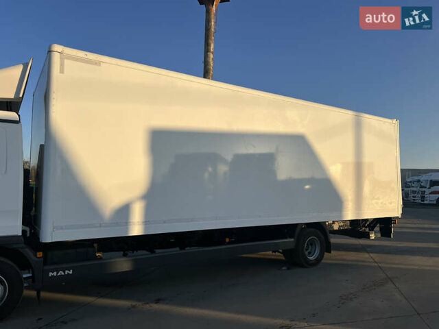 МАН ТГЛ, объемом двигателя 0 л и пробегом 317 тыс. км за 35900 $, фото 3 на Automoto.ua