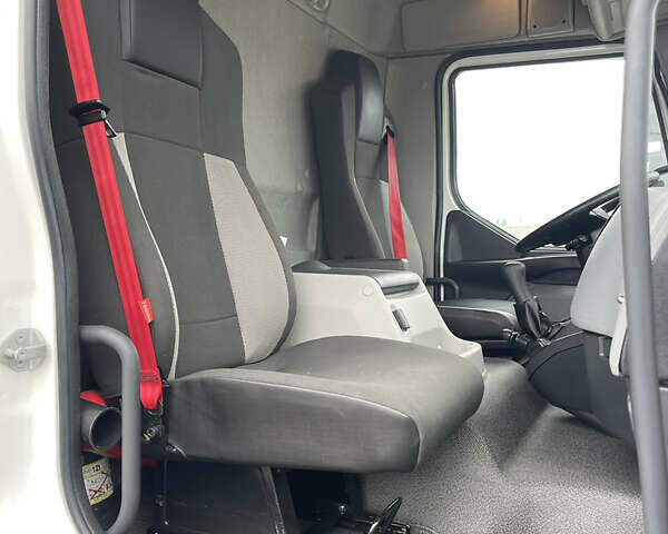 МАН ТГЛ, объемом двигателя 5.2 л и пробегом 307 тыс. км за 30500 $, фото 33 на Automoto.ua