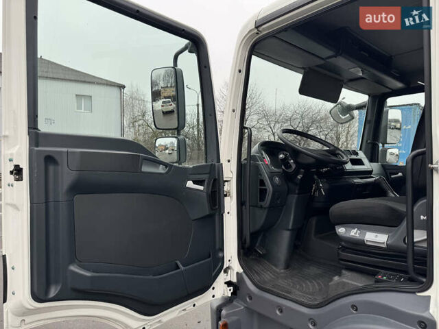 МАН ТГЛ, объемом двигателя 4.6 л и пробегом 404 тыс. км за 34900 $, фото 19 на Automoto.ua