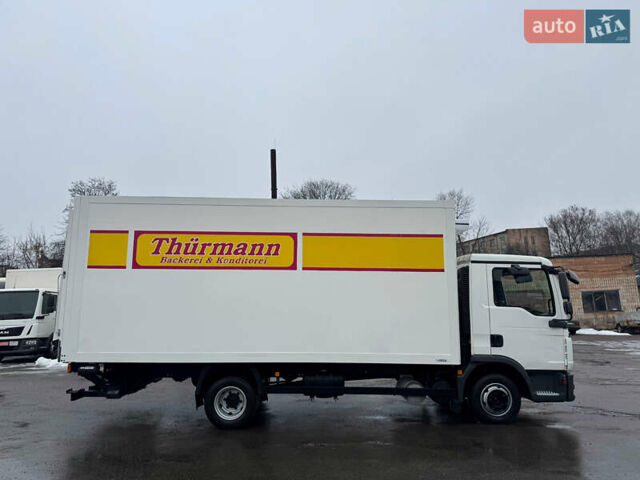 МАН ТГЛ, объемом двигателя 4.6 л и пробегом 404 тыс. км за 34900 $, фото 13 на Automoto.ua