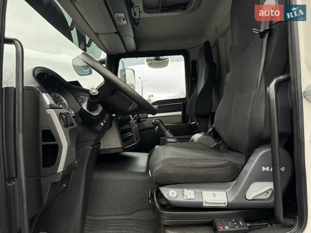 МАН ТГЛ, объемом двигателя 4.6 л и пробегом 342 тыс. км за 41900 $, фото 19 на Automoto.ua