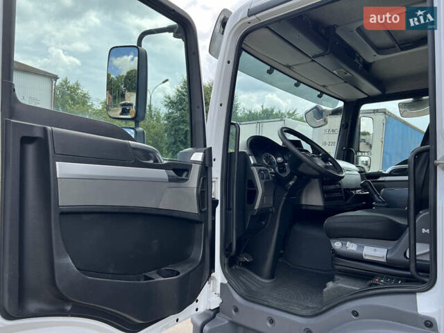 МАН ТГЛ, объемом двигателя 4.6 л и пробегом 502 тыс. км за 39900 $, фото 20 на Automoto.ua