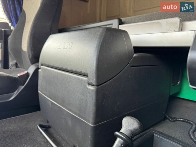 МАН ТГЛ, объемом двигателя 4.6 л и пробегом 500 тыс. км за 33900 $, фото 46 на Automoto.ua
