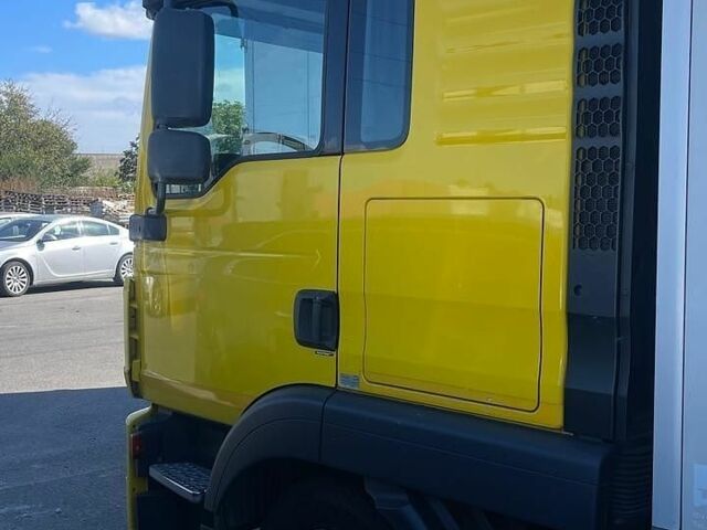 Жовтий МАН TGL, об'ємом двигуна 4.58 л та пробігом 578 тис. км за 26000 $, фото 3 на Automoto.ua