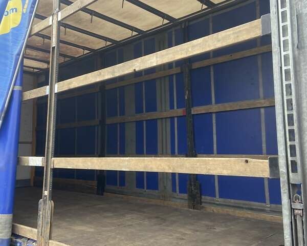 Желтый МАН ТГЛ, объемом двигателя 4.58 л и пробегом 910 тыс. км за 33000 $, фото 22 на Automoto.ua