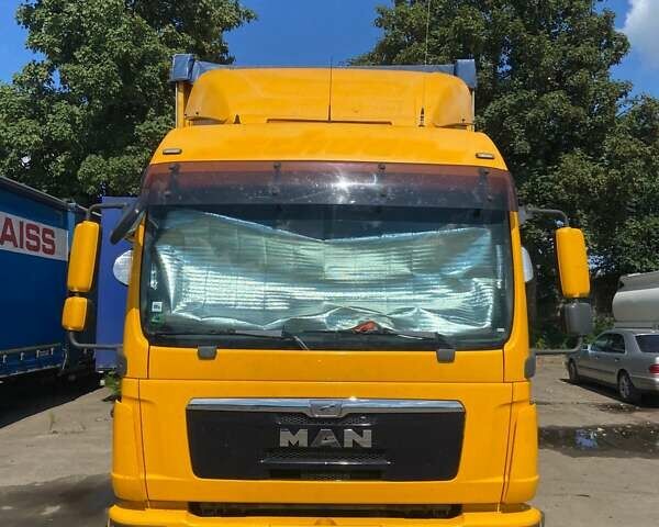 Желтый МАН ТГЛ, объемом двигателя 4.58 л и пробегом 910 тыс. км за 33000 $, фото 6 на Automoto.ua