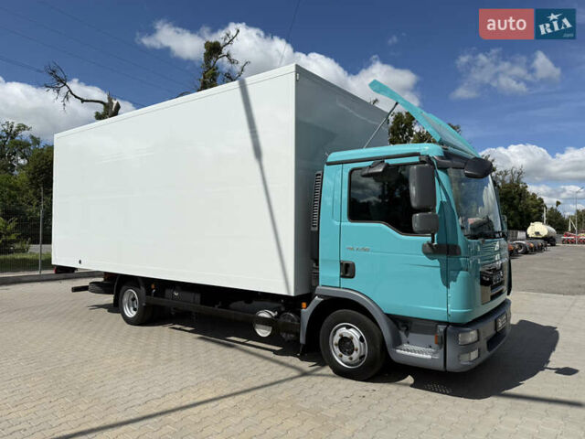 Синий МАН ТГЛ, объемом двигателя 0 л и пробегом 169 тыс. км за 31177 $, фото 2 на Automoto.ua