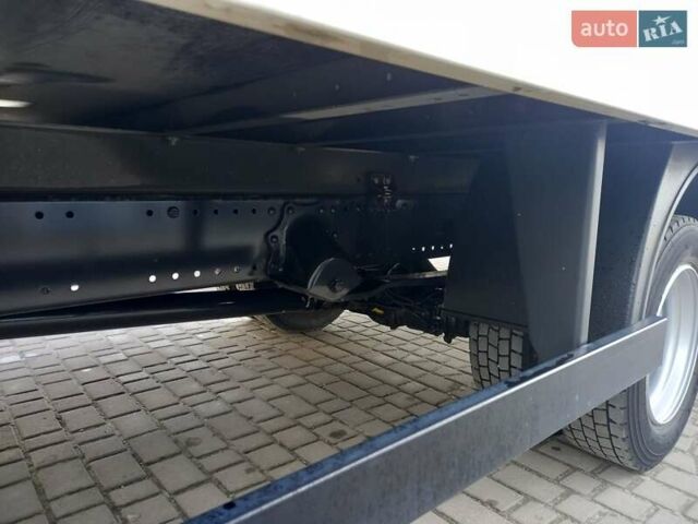 МАН ТГЛ 2014 в Бучаче на Automoto.ua Синий МАН ТГЛ, объемом двигателя 4.58 л и пробегом 510 тыс. км за 24900 $, фото 19 на Automoto.ua