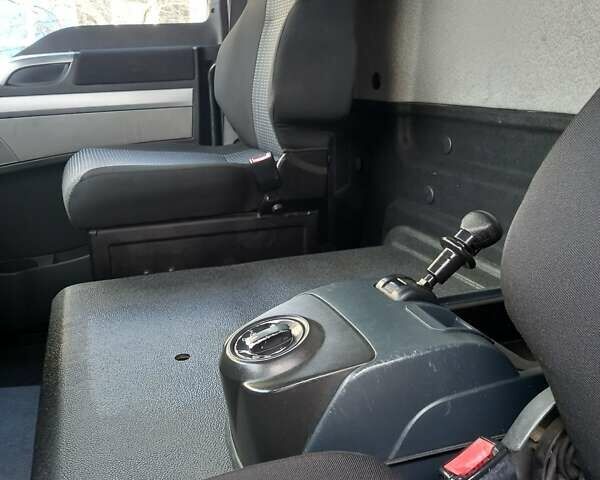 МАН ТГЛ 2014 в Бучаче на Automoto.ua Синий МАН ТГЛ, объемом двигателя 4.58 л и пробегом 510 тыс. км за 24900 $, фото 14 на Automoto.ua