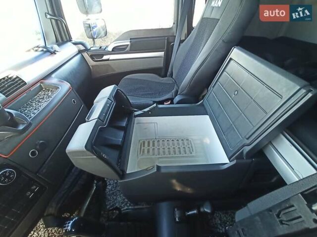 Синий МАН ТГЛ, объемом двигателя 6.87 л и пробегом 965 тыс. км за 30000 $, фото 19 на Automoto.ua