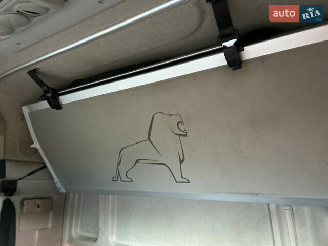 Синий МАН ТГЛ, объемом двигателя 4.6 л и пробегом 465 тыс. км за 33600 $, фото 47 на Automoto.ua