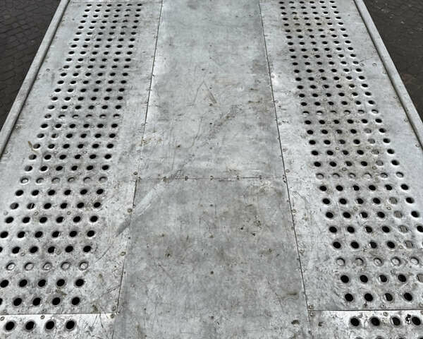 Зеленый МАН ТГЛ, объемом двигателя 4.58 л и пробегом 299 тыс. км за 38800 $, фото 12 на Automoto.ua