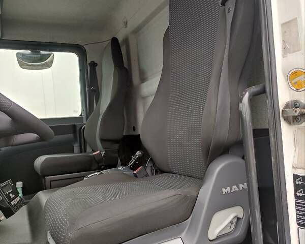 Белый МАН ТГМ, объемом двигателя 6.9 л и пробегом 777 тыс. км за 36107 $, фото 16 на Automoto.ua