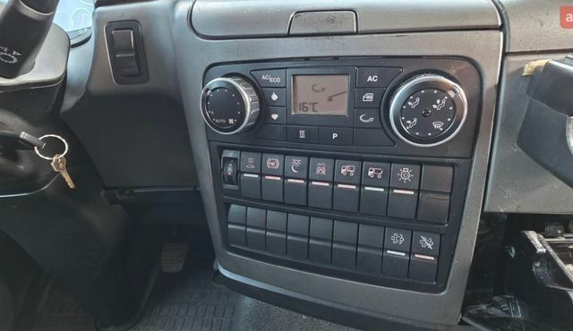 Белый МАН ТГМ, объемом двигателя 6.87 л и пробегом 841 тыс. км за 45000 $, фото 15 на Automoto.ua