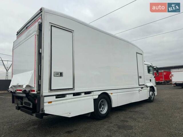 Белый МАН ТГМ, объемом двигателя 6.9 л и пробегом 571 тыс. км за 43900 $, фото 11 на Automoto.ua