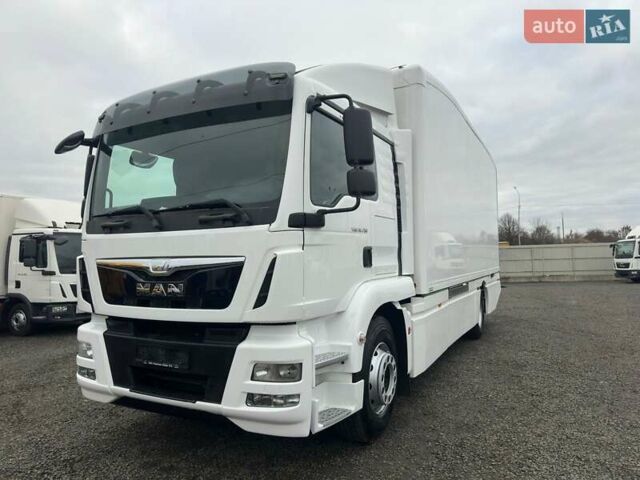 Белый МАН ТГМ, объемом двигателя 6.9 л и пробегом 571 тыс. км за 43900 $, фото 2 на Automoto.ua