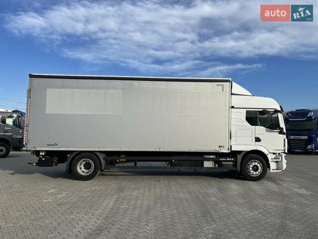 Белый МАН ТГМ, объемом двигателя 6.9 л и пробегом 344 тыс. км за 94543 $, фото 4 на Automoto.ua