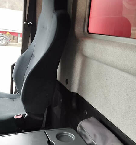 Красный МАН ТГМ, объемом двигателя 0 л и пробегом 390 тыс. км за 32500 $, фото 6 на Automoto.ua