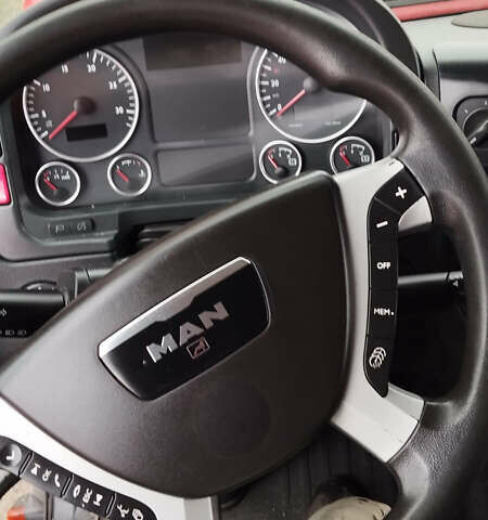 Красный МАН ТГМ, объемом двигателя 0 л и пробегом 390 тыс. км за 32500 $, фото 1 на Automoto.ua