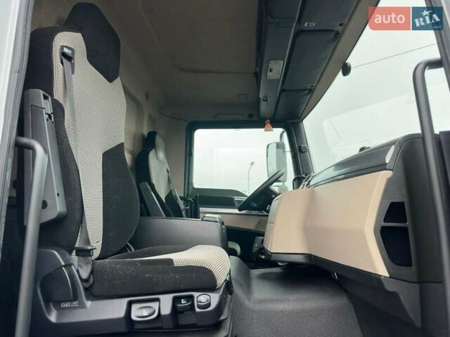 Серый МАН ТГМ, объемом двигателя 6.9 л и пробегом 615 тыс. км за 52900 $, фото 19 на Automoto.ua