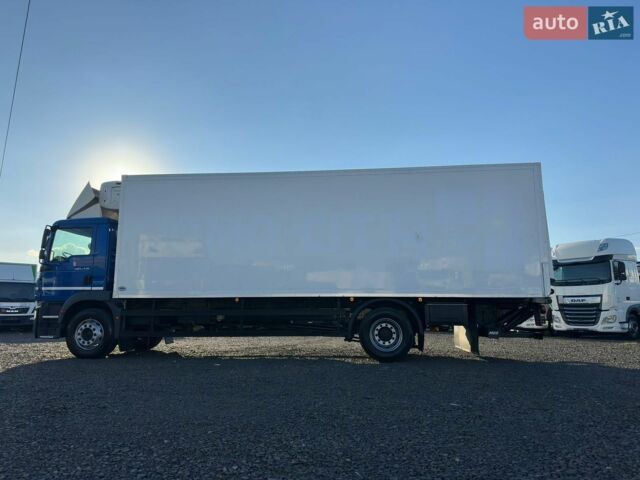 Синий МАН ТГМ, объемом двигателя 6.9 л и пробегом 507 тыс. км за 44900 $, фото 5 на Automoto.ua