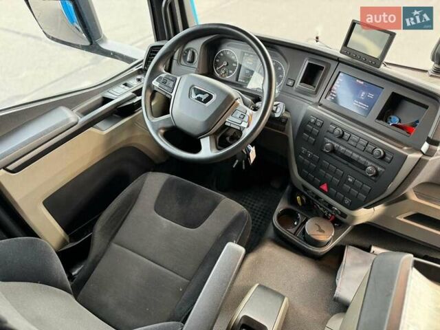 Синий МАН ТГМ, объемом двигателя 0 л и пробегом 214 тыс. км за 71889 $, фото 12 на Automoto.ua