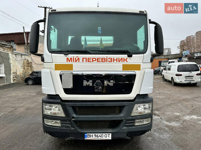 Белый МАН ТГС, объемом двигателя 12 л и пробегом 500 тыс. км за 25000 $, фото 1 на Automoto.ua