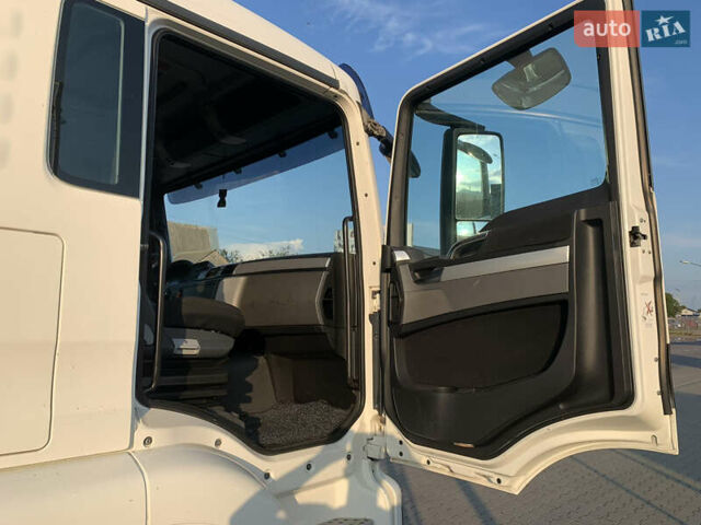 Белый МАН ТГС, объемом двигателя 0 л и пробегом 692 тыс. км за 19200 $, фото 5 на Automoto.ua