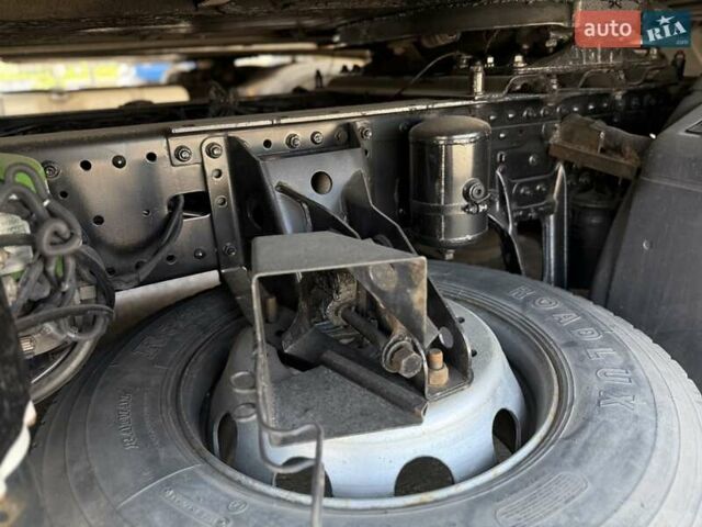 Белый МАН ТГС, объемом двигателя 10.52 л и пробегом 880 тыс. км за 25000 $, фото 7 на Automoto.ua