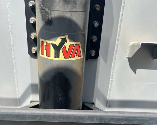 Белый МАН ТГС, объемом двигателя 10.5 л и пробегом 470 тыс. км за 80000 $, фото 4 на Automoto.ua