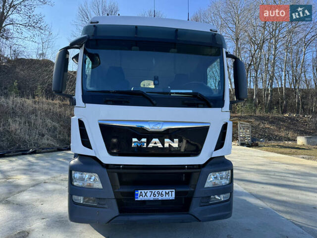 Белый МАН ТГС, объемом двигателя 10.52 л и пробегом 581 тыс. км за 28000 $, фото 1 на Automoto.ua