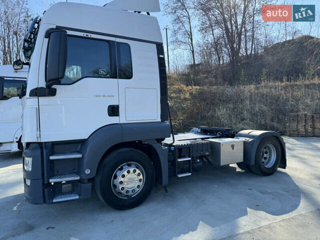 Белый МАН ТГС, объемом двигателя 10.52 л и пробегом 581 тыс. км за 28000 $, фото 3 на Automoto.ua