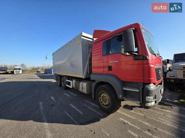 Красный МАН ТГС, объемом двигателя 10.52 л и пробегом 822 тыс. км за 45500 $, фото 1 на Automoto.ua