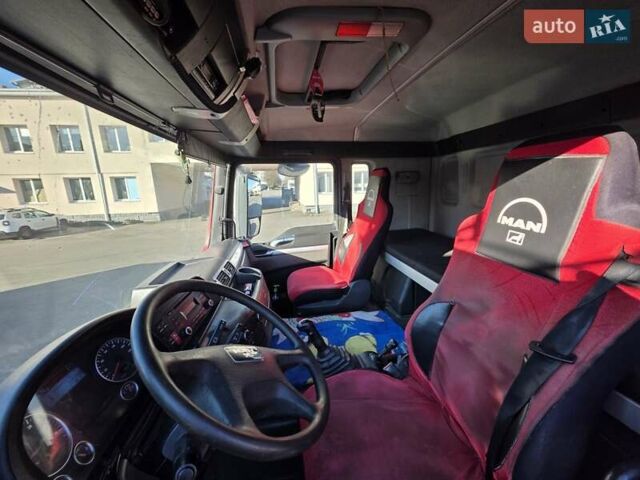 Красный МАН ТГС, объемом двигателя 10.52 л и пробегом 822 тыс. км за 45500 $, фото 3 на Automoto.ua