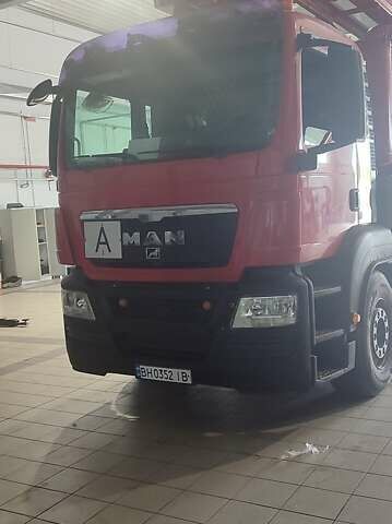 МАН ТГС 2008 в Одессе на Automoto.ua Красный МАН ТГС, объемом двигателя 10.52 л и пробегом 400 тыс. км за 150000 $, фото 3 на Automoto.ua