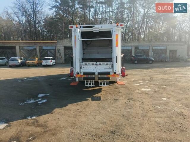 Червоний МАН TGS, об'ємом двигуна 10.6 л та пробігом 376 тис. км за 44999 $, фото 7 на Automoto.ua