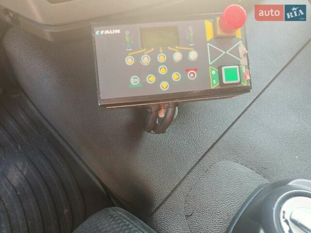 Червоний МАН TGS, об'ємом двигуна 10.6 л та пробігом 376 тис. км за 44999 $, фото 1 на Automoto.ua