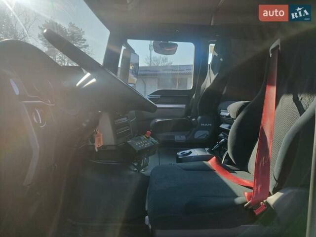 Червоний МАН TGS, об'ємом двигуна 10.6 л та пробігом 376 тис. км за 44999 $, фото 2 на Automoto.ua