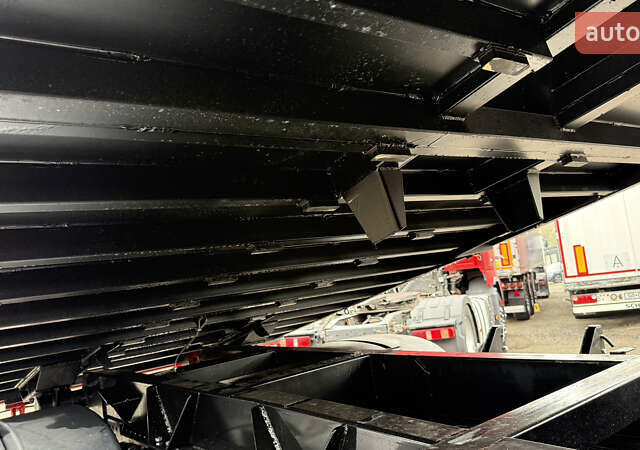 Красный МАН ТГС, объемом двигателя 10.52 л и пробегом 568 тыс. км за 29999 $, фото 14 на Automoto.ua