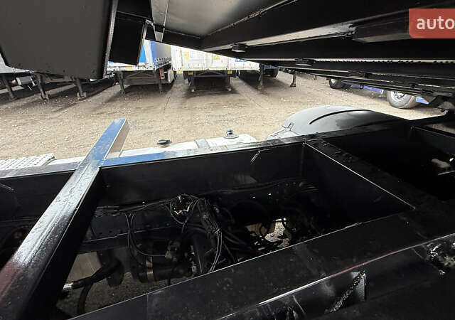 Красный МАН ТГС, объемом двигателя 10.52 л и пробегом 568 тыс. км за 29999 $, фото 23 на Automoto.ua