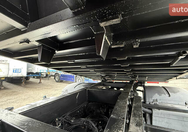 Красный МАН ТГС, объемом двигателя 10.52 л и пробегом 568 тыс. км за 29999 $, фото 27 на Automoto.ua