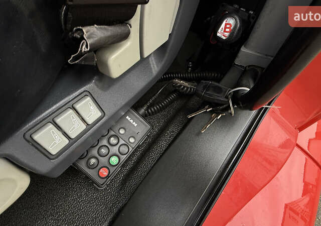 Красный МАН ТГС, объемом двигателя 10.52 л и пробегом 568 тыс. км за 29999 $, фото 33 на Automoto.ua