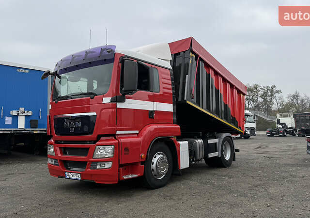 Красный МАН ТГС, объемом двигателя 10.52 л и пробегом 568 тыс. км за 29999 $, фото 1 на Automoto.ua