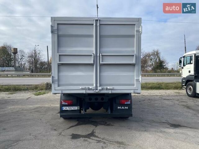 Желтый МАН ТГС, объемом двигателя 10.6 л и пробегом 620 тыс. км за 37900 $, фото 3 на Automoto.ua