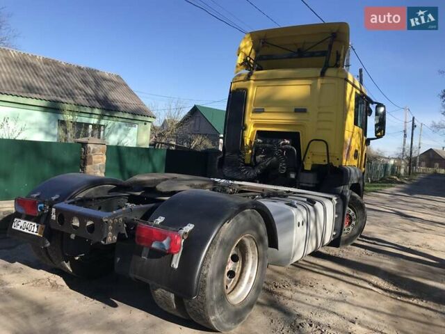 Желтый МАН ТГС, объемом двигателя 10.5 л и пробегом 841 тыс. км за 13550 $, фото 2 на Automoto.ua