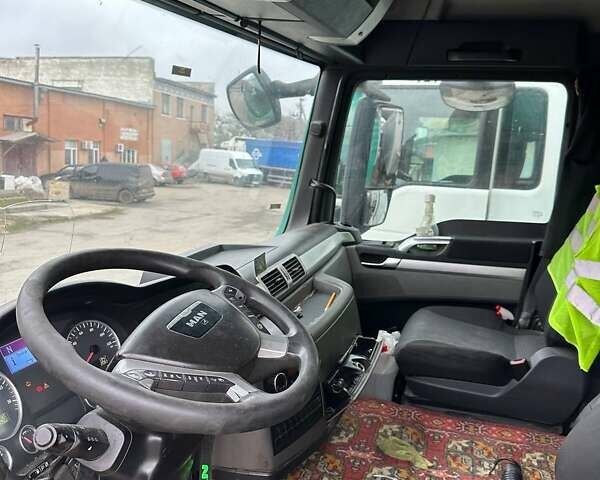 Зеленый МАН ТГС, объемом двигателя 10.52 л и пробегом 704 тыс. км за 35500 $, фото 9 на Automoto.ua