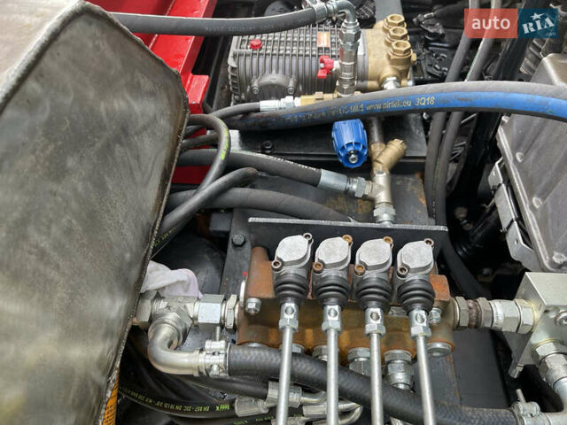 МАН TGS 2010 у Дубно на Automoto.ua Зелений МАН TGS, об'ємом двигуна 10.52 л та пробігом 785 тис. км за 53900 $, фото 10 на Automoto.ua