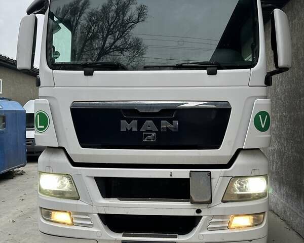 Белый МАН ТГХ 18.440, объемом двигателя 10.5 л и пробегом 922 тыс. км за 19000 $, фото 2 на Automoto.ua