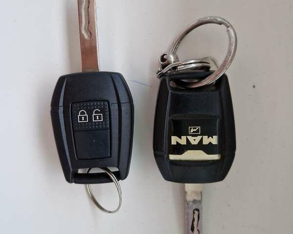 Белый МАН ТГХ 18.440, объемом двигателя 0 л и пробегом 900 тыс. км за 18500 $, фото 25 на Automoto.ua