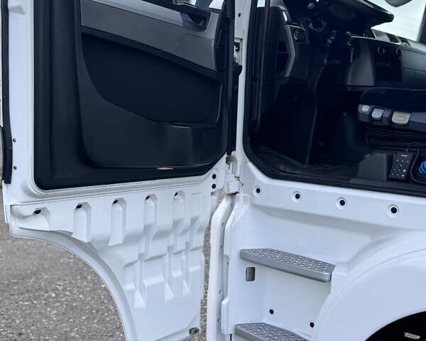 МАН ТГХ 18.440, объемом двигателя 10.5 л и пробегом 969 тыс. км за 17404 $, фото 18 на Automoto.ua